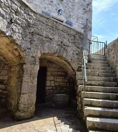Magnifique Maison En Coeur De Balazuc, Proche Plages Ardeche * Balazuc